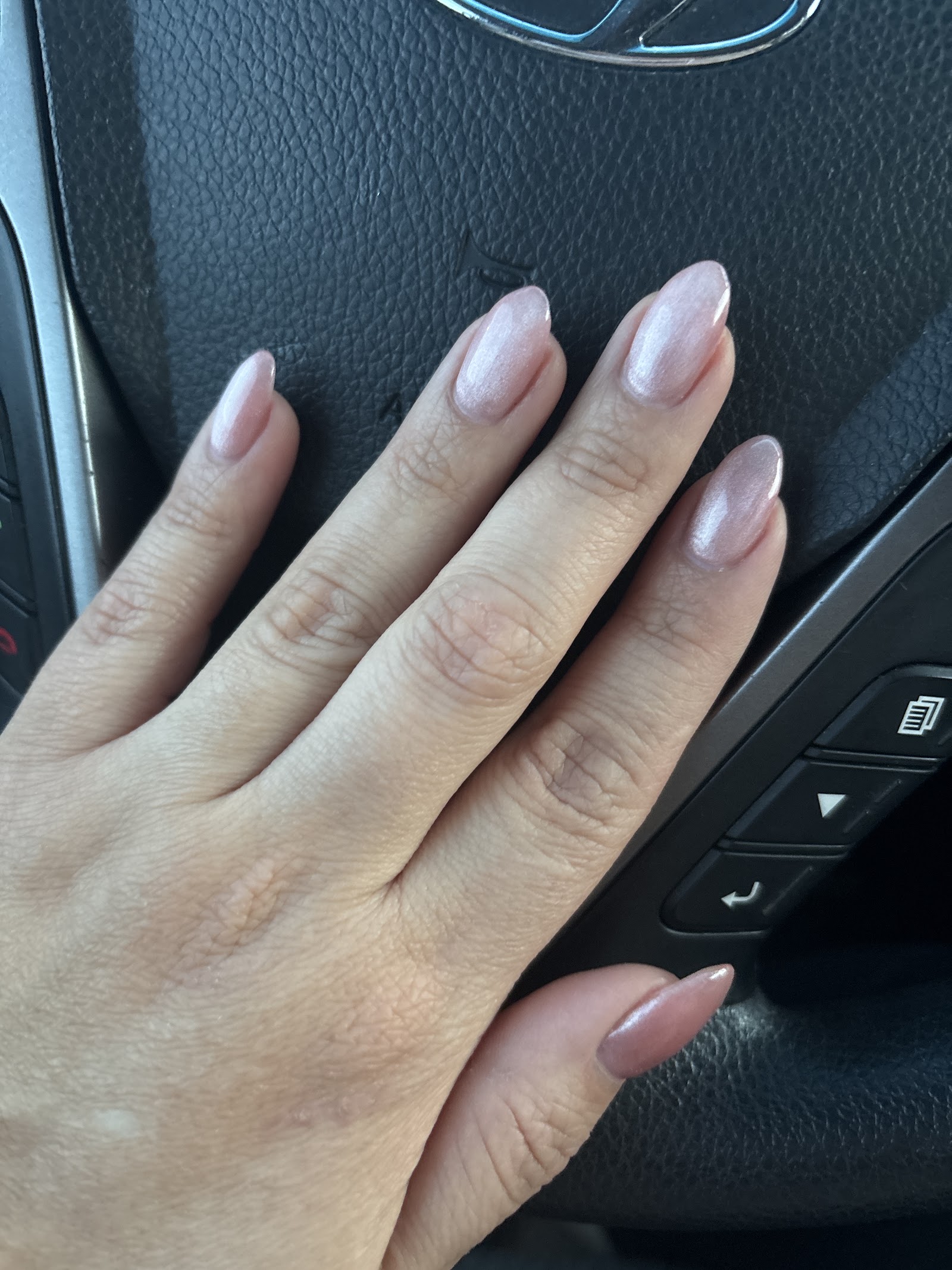 Luxury Nails and Spa nail photo 6